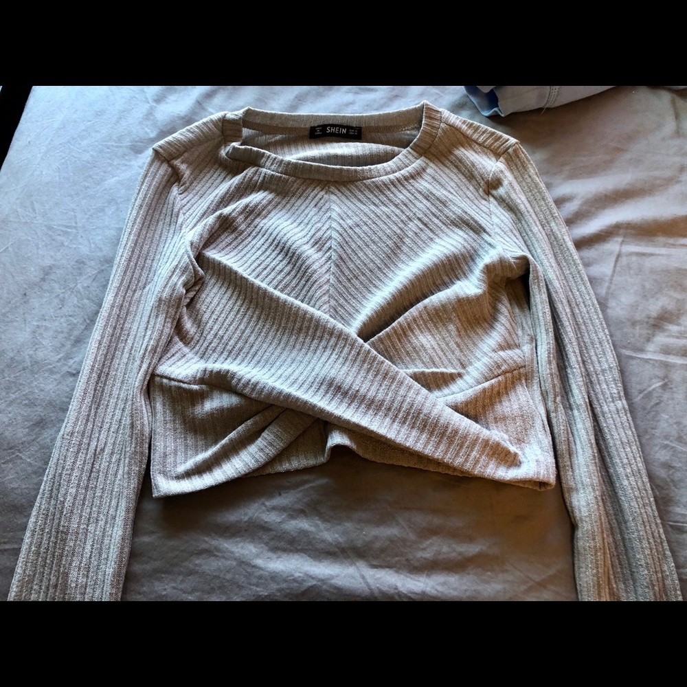 long sleeve crop top